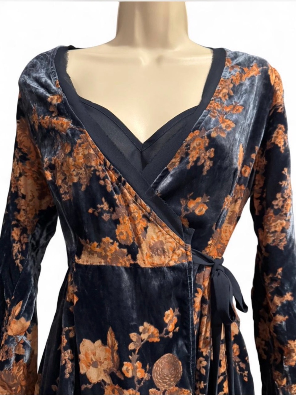 Anthropologie Eri + Ali Velvet Burnout Floral Wrap Dress Small Romantic Boho